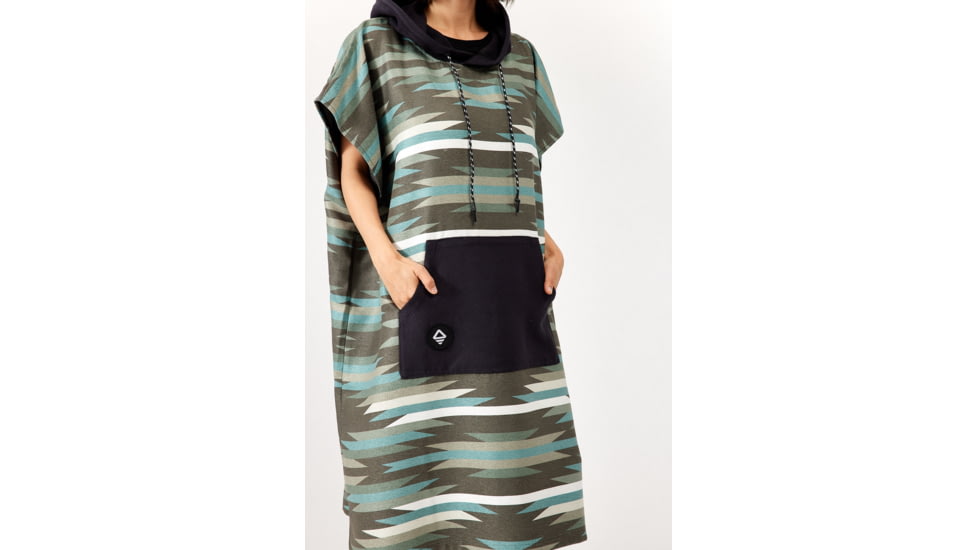 Nomadix Changing Poncho, Jackson Green, Meduim/Large, CP-UNTA-108