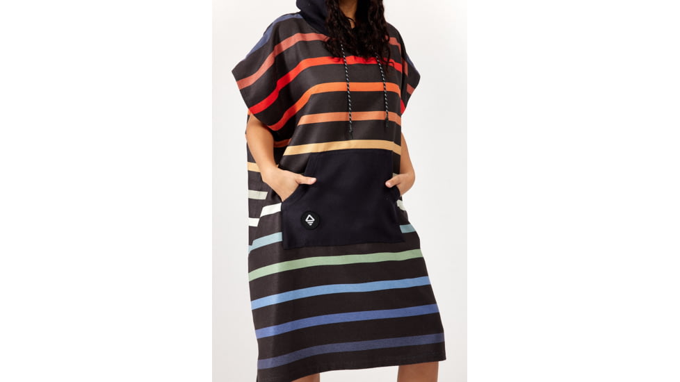 Nomadix Changing Poncho, Pinstripes Multi, Meduim/Large, CP-STRP-110