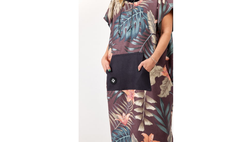 Nomadix Changing Poncho, Palms Night, Medium/Large, CP-PLMS-104