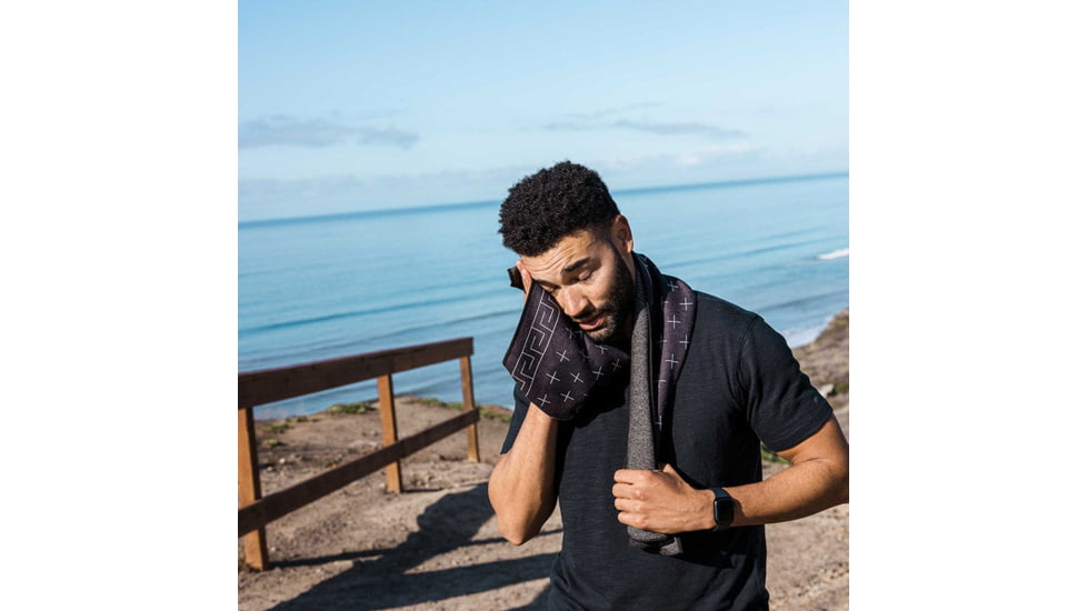 Nomadix Mini Towel, Barton Black, 16in x 40in, DA-BART-102