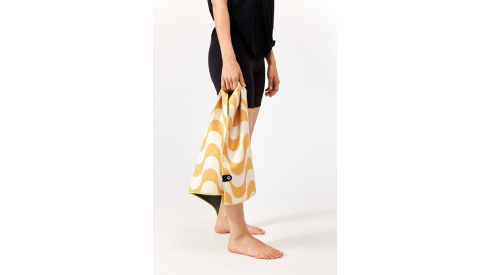 Nomadix Mini Towel, Copacabana Mango, One Size, DA-COPA-101