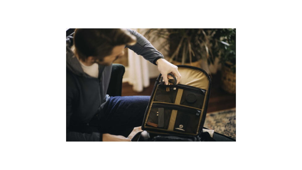 NOMATIC McKinnon Camera Pack w/ Ladder, Black, PMPLAD-BLK-01