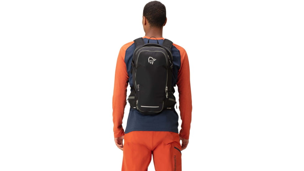Norrona Fjora Econyl 18L Pack, Caviar Black, 2201-23 7718 ONE SIZE