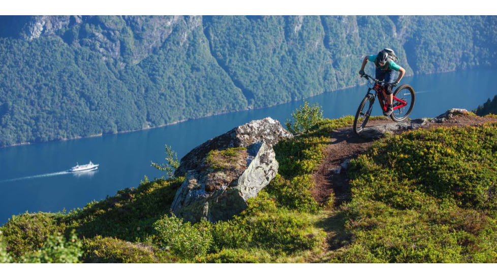 Norrona Fjora Flex Shorts - Womens, Indigo Night, Medium, 2205-20 2295 M