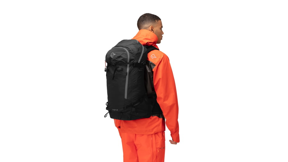 Norrona Lyngen 40L Pack, Caviar, One Size, 2015-22 7718 ONE SIZE