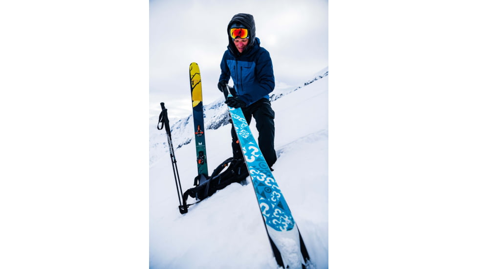 Norrona Merino Wool Liner Gloves, Caviar, Medium, 9602-18-7718-M