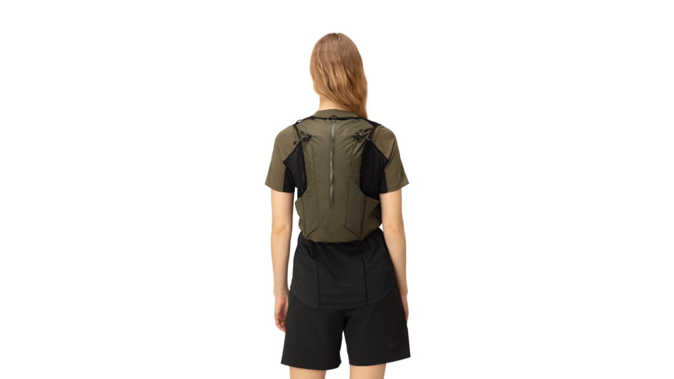 Norrona Senja Econyl 70 Pack, 7 liters, Olive Night, Large/Extra Large, 5801-23-3301-L/XL