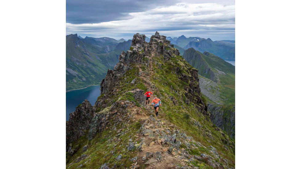 Norrona Senja Warm One Hoody - Mens, Arednalin Red, Small, 5818-23 5630 S