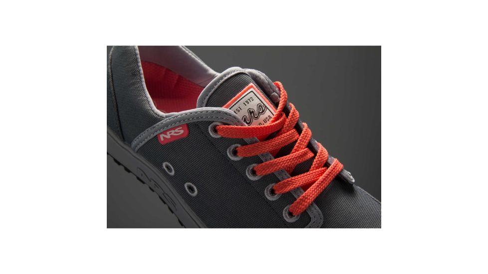 NRS Crush Water Shoe - Women's, Gunmetal, 11, 30044.02.109