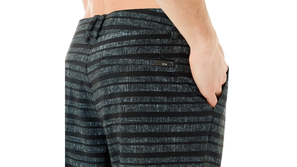 Oakley 21 in Stripes Degrade - Mens, Blackout, 32, 442423-02E-32