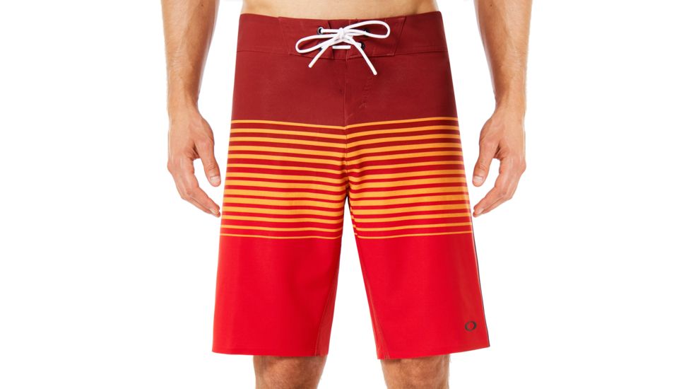 Oakley 21 Inches Camou Boardshort - Mens, Red Line, 33, 442460-465-33