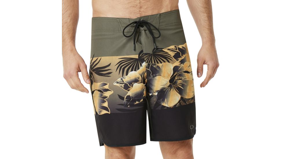 Oakley Flower Block Seamless 19 - Mens, Fire Red, 30 482460-4FR-30