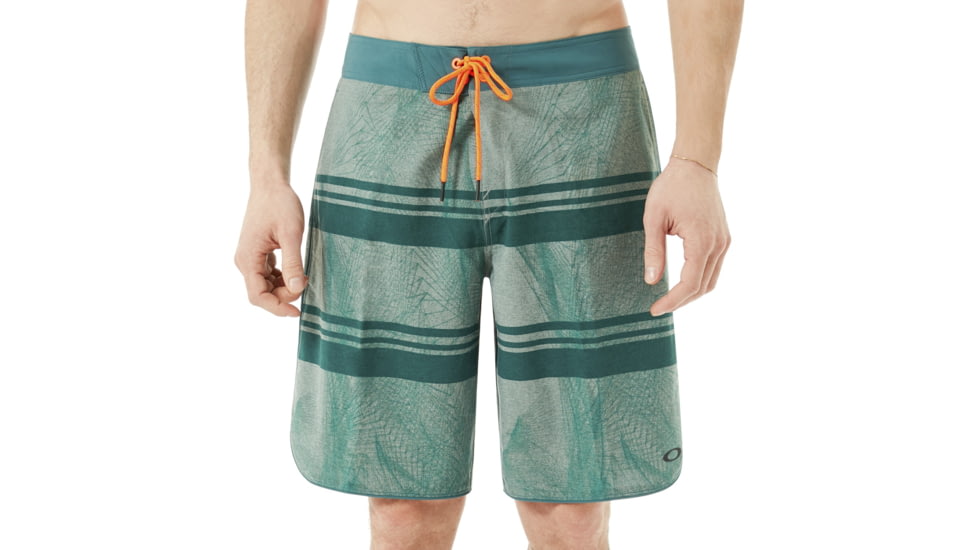 Oakley Racetracks 20 Boardshort - Mens, Balsam, 34, 482369-6A9-34