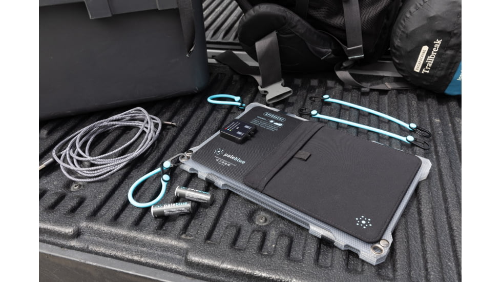 Pale Blue Earth Approach Solar Charger, 7 Watt, Black, 20cm x 30cm x 2mm, PB-AP1-7W