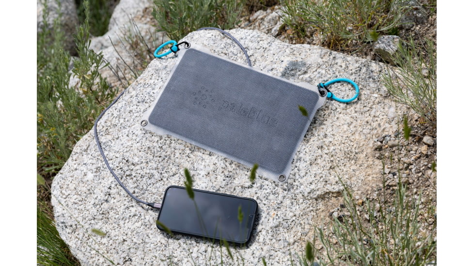 Pale Blue Earth Approach Solar Charger, 7 Watt, Black, 20cm x 30cm x 2mm, PB-AP1-7W