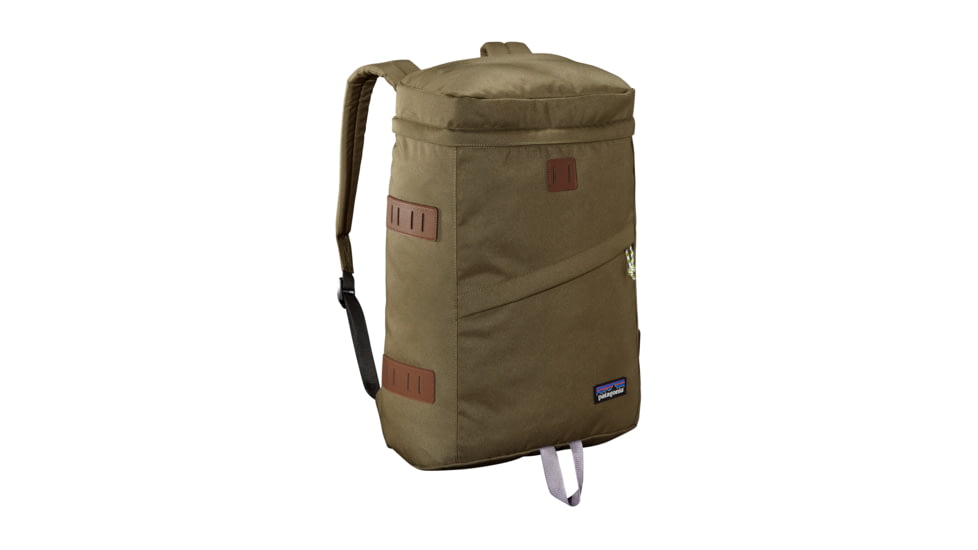Patagonia Toromiro Backpack-Fatigue Green