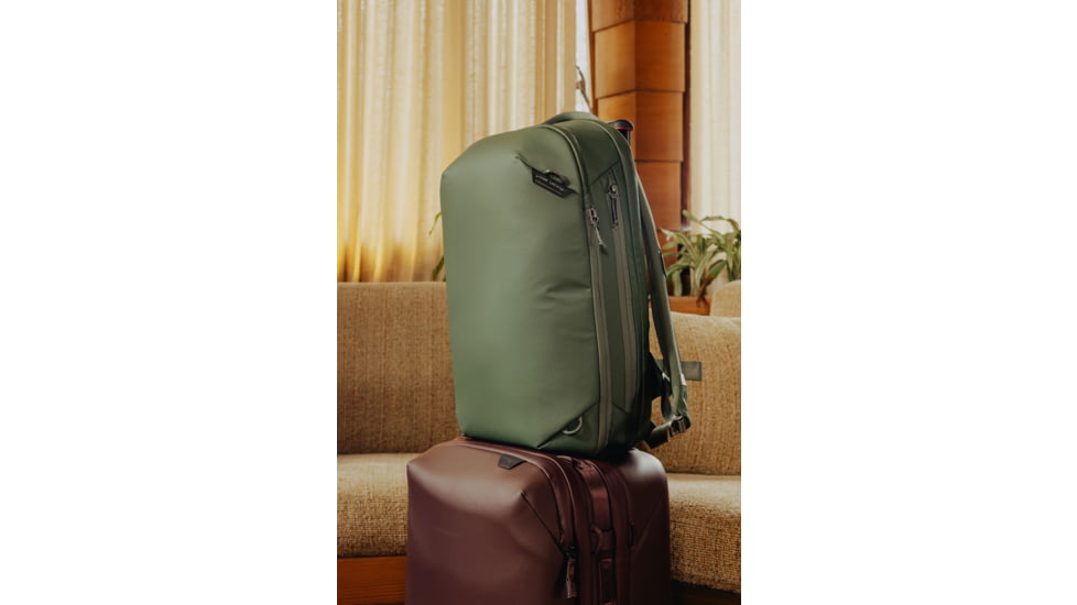 Peak Design 20L Travel Backpack, Sage, Large, BTR-20-SG-2