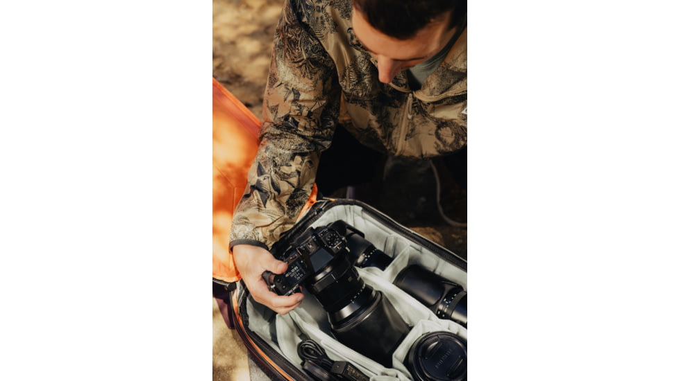 Peak Design 30 Liters Travel Backpack, Eclipse, BTR-30-EP-3