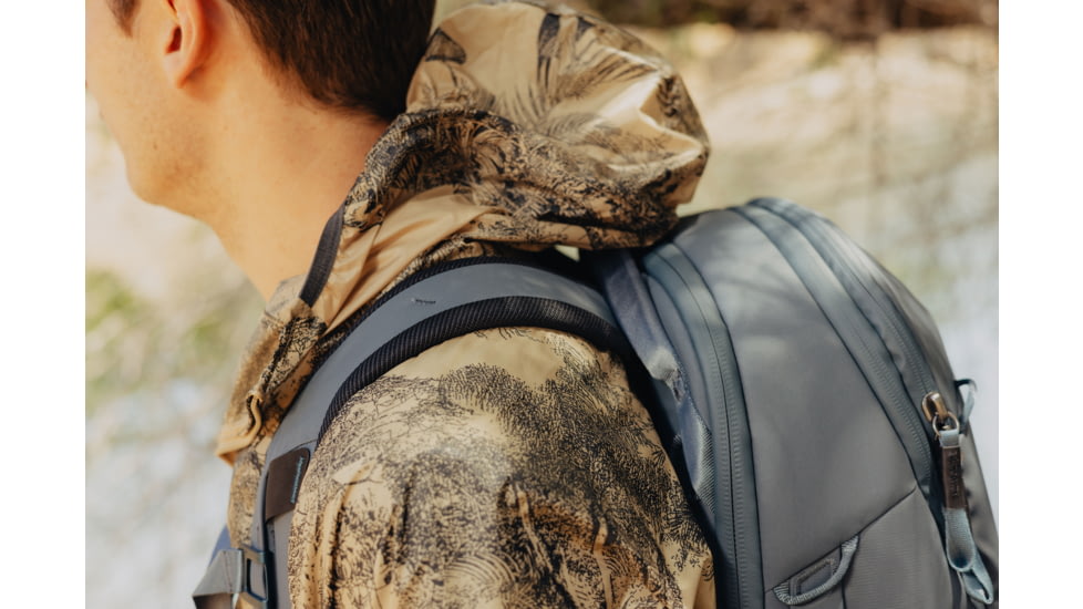 Peak Design 30 Liters Travel Backpack, Ocean, BTR-30-DS-3