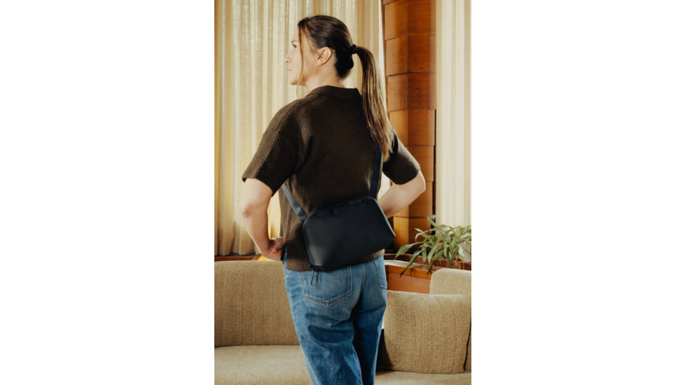 Peak Design 3L Travel Crossbody Sling Bag, Black, Small, BTRC-3-BK-2