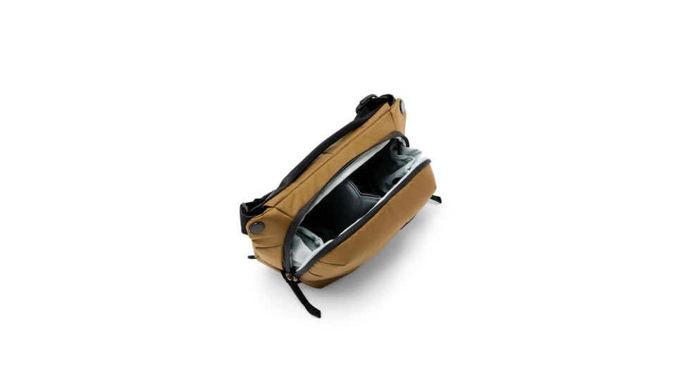 Peak Design 3L v2 Everyday Sling, Coyote, BEDS-3-CY-3
