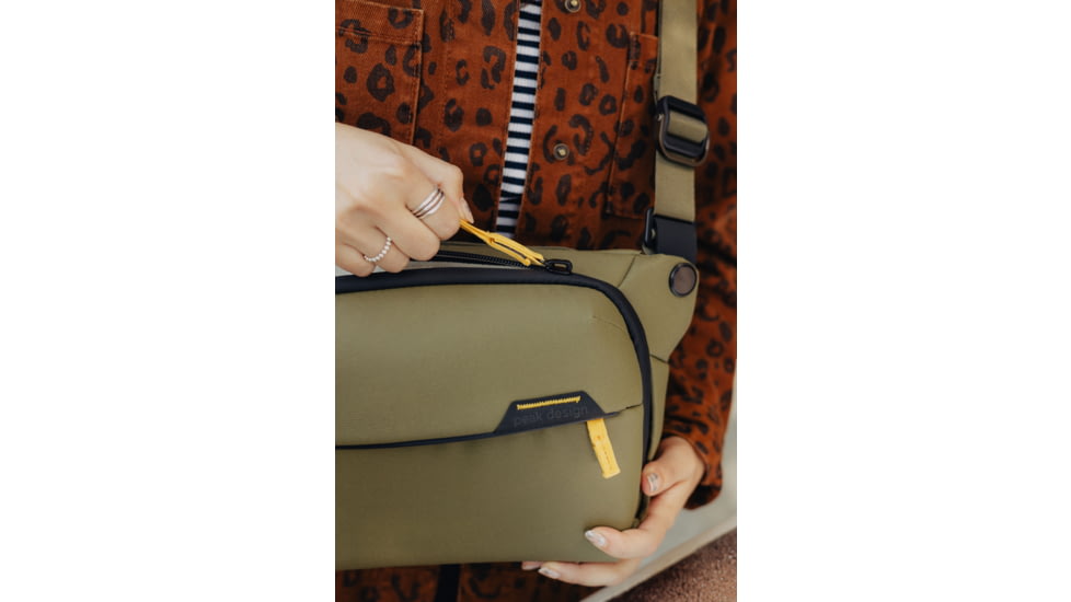 Peak Design Everyday 3 Liters Sling Bag, Kelp, BEDS-3-KP-3