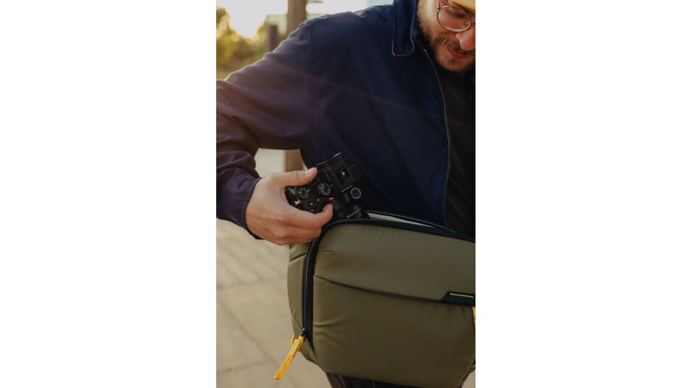 Peak Design Everyday 6 Liters Sling Bag, Kelp, BEDS-6-KP-3