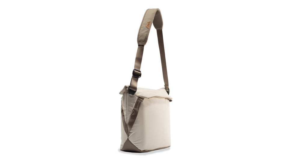 Peak Design Everyday Tote v2, 15 Liters, Bone, BEDT-15-BO-2