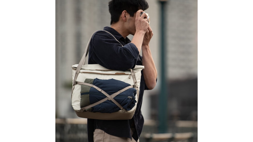 Peak Design Everyday Tote v2, 15 Liters, Bone, BEDT-15-BO-2