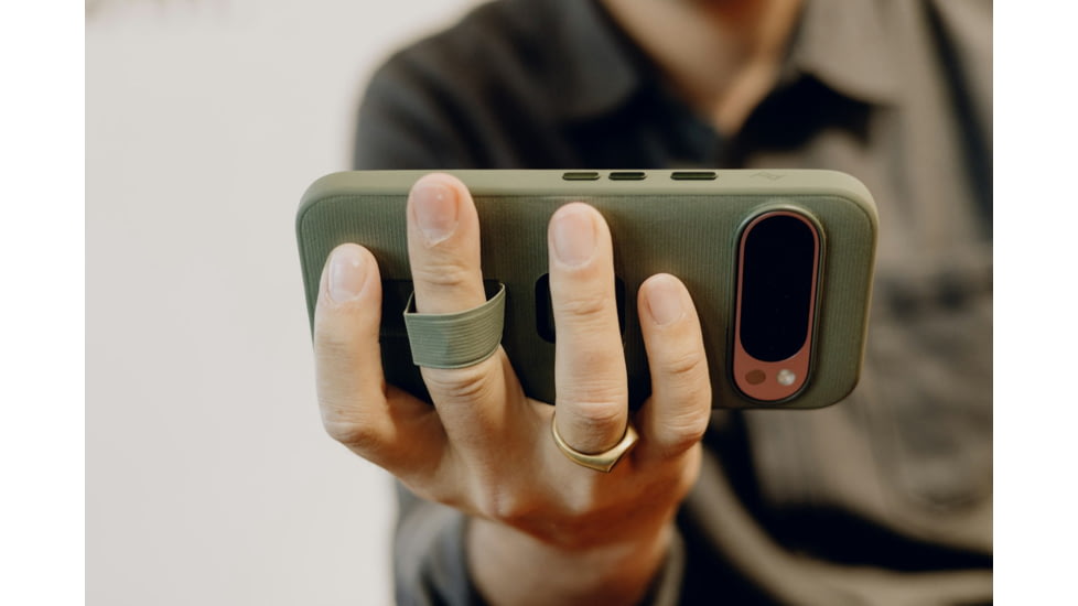 Peak Design Mobile Everyday Fabric Case Pixel 7a, Charcoal, M-MC-BG-CH-1