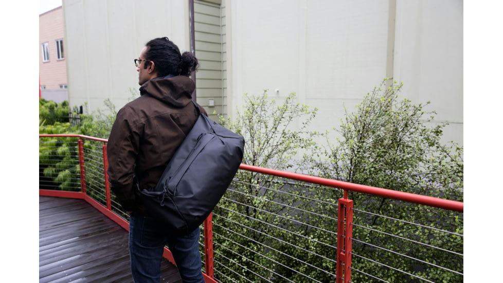 Peak Design Travel Duffel, 35 Liters, Black, BTRD-35-BK-2