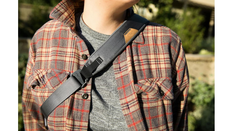 Peak Design V2 Everyday Sling, 3 Liters, Ash, BEDS-3-AS-3
