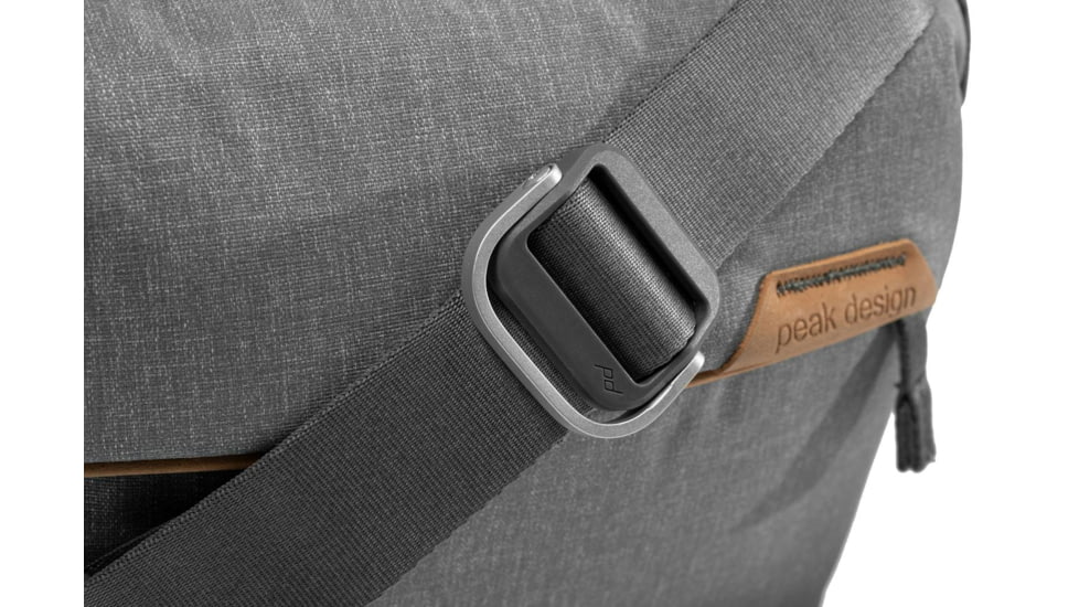 Peak Design V2 Everyday Sling, 3 Liters, Ash, BEDS-3-AS-3
