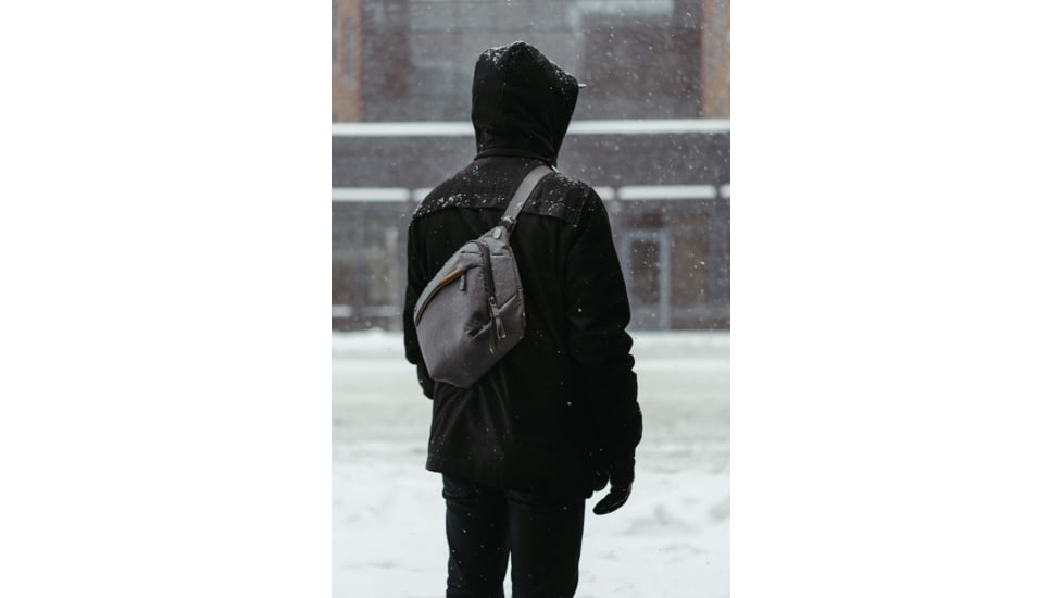 Peak Design V2 Everyday Sling, 6 Liters, Ash, BEDS-6-AS-3