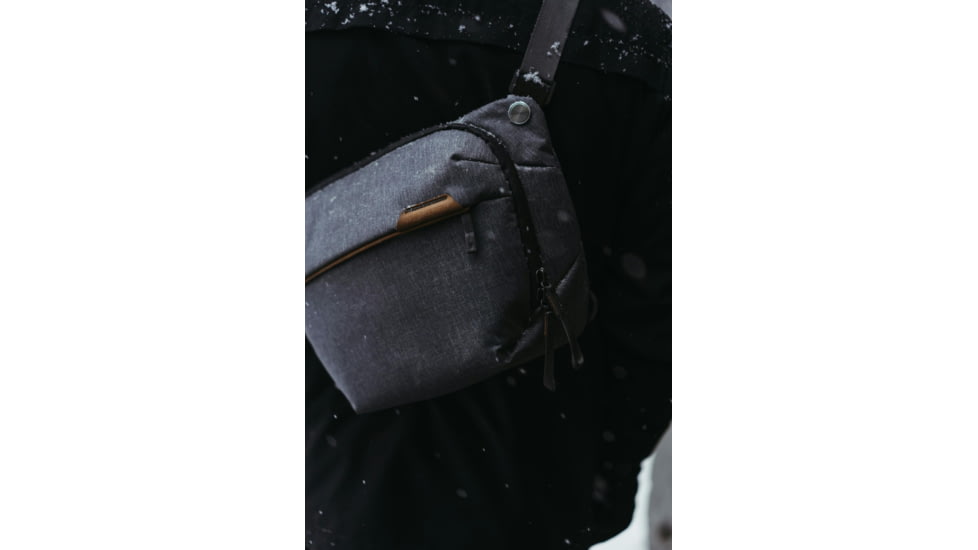 Peak Design V2 Everyday Sling, 6 Liters, Ash, BEDS-6-AS-3