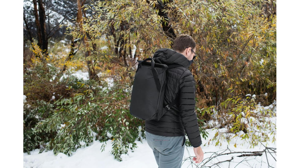 Peak Design V2 Everyday Totepack, 20 Liters, Black, BEDTP-20-BK-3