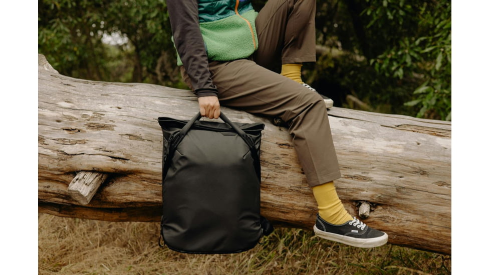 Peak Design V2 Everyday Totepack, 20 Liters, Black, BEDTP-20-BK-3