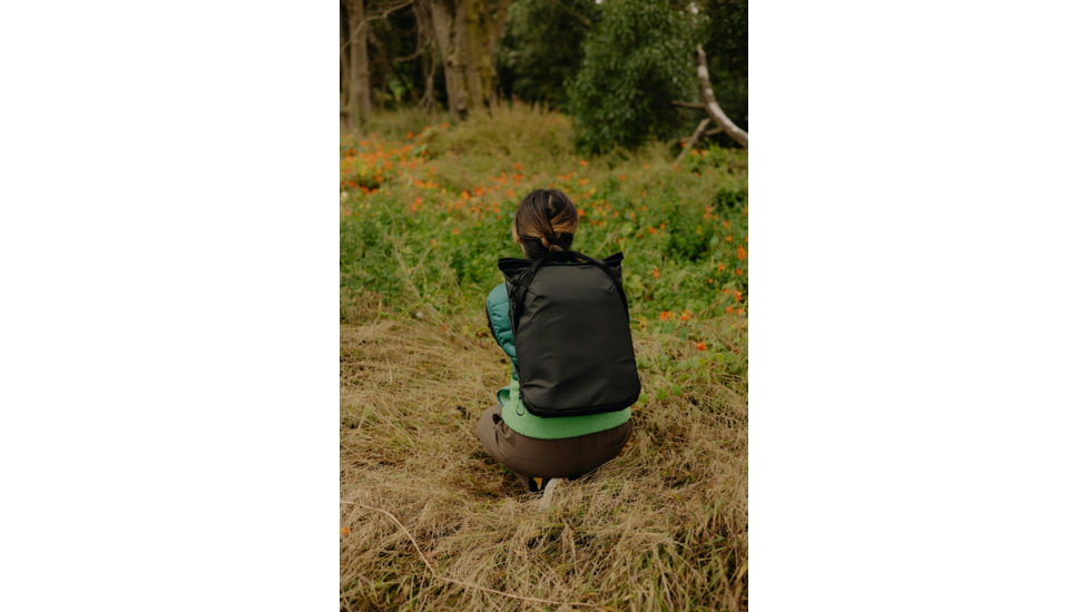 Peak Design V2 Everyday Totepack, 20 Liters, Black, BEDTP-20-BK-3