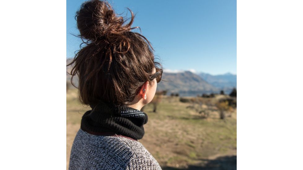 Peak to Plateau 40 Below Neckwarmer, Black 40B-BLACK