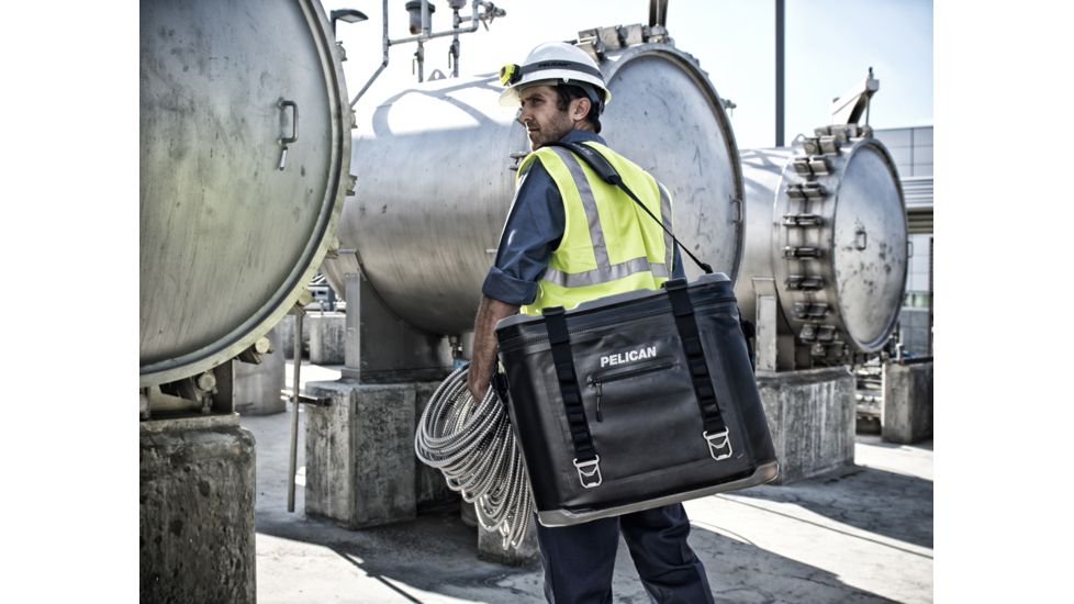 Pelican Sc24,soft Cooler,24 Cans Black - SOFT-SC24-BLK