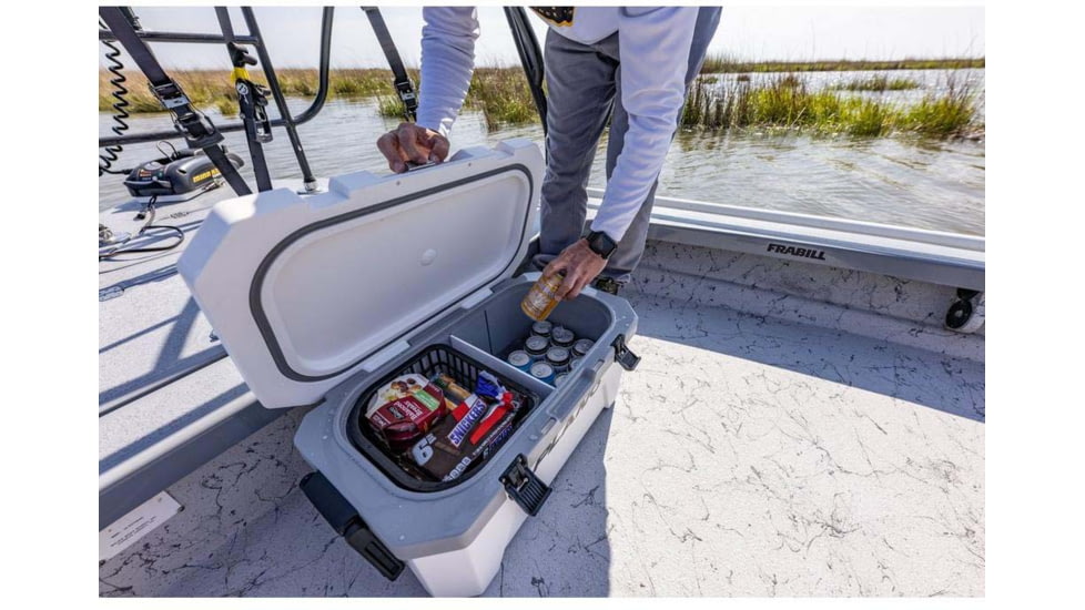 Plano Frost Cooler w/Display, 32qt, White, 32 quart, PLAC32WHD