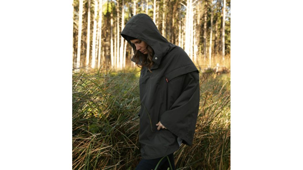 Poler Willow Poncho-Black