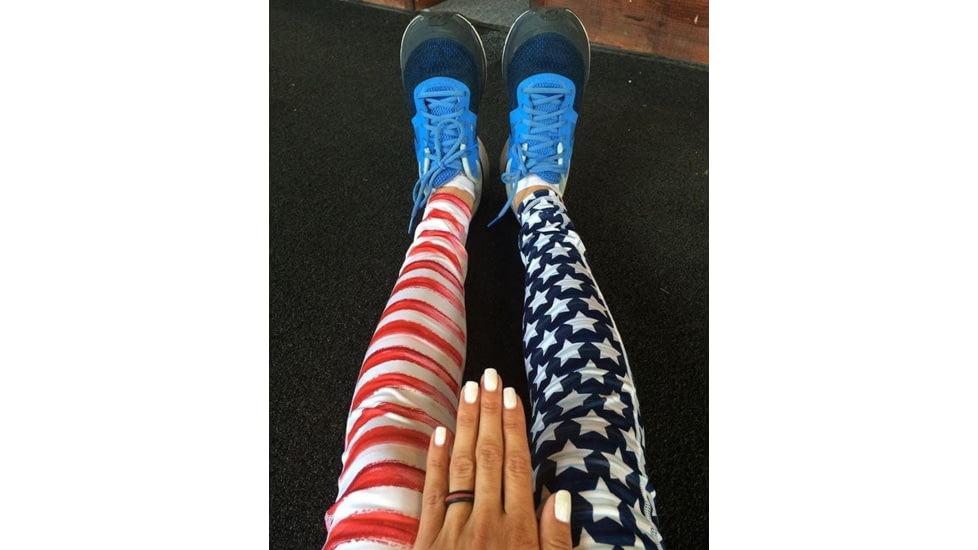 QALO Womens Silicone Ring, Black/Thin Red Line