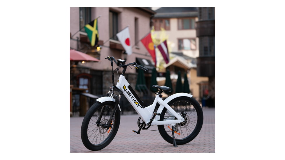 QuietKat Villager 5, White, Small, 16 in, 20 VIL 50 WHT 16