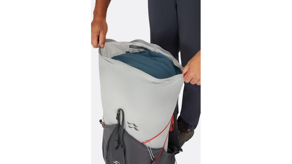 Rab Muon 40 Daypack, Pewter/Graphene, Medium, QAP-49-PEG-MED