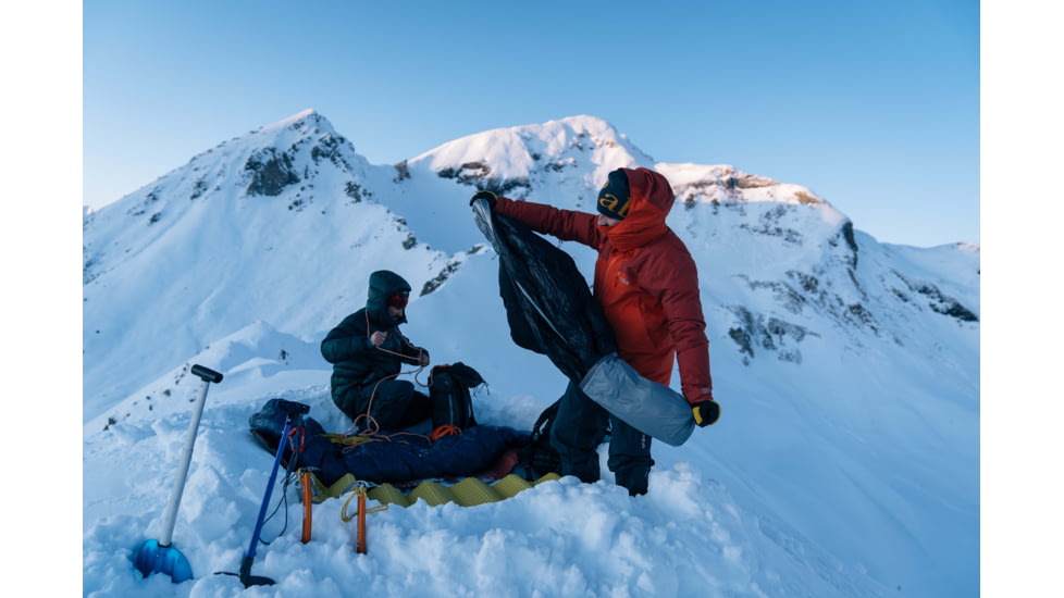 Rab Mythic Ultra 180 Sleeping Bag - Mens, Black, Regular, Left Zip, QSI-34-BL-LZ