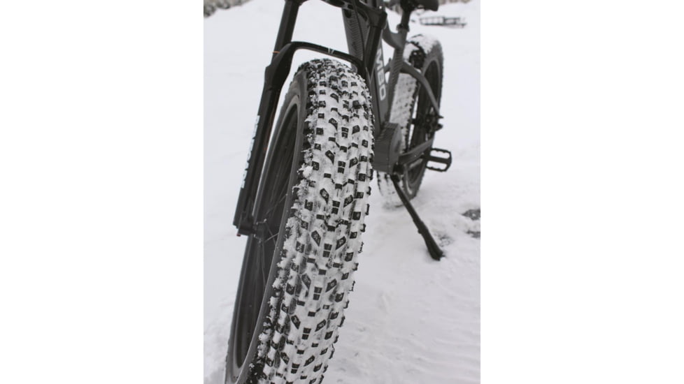 Rambo Bikes Vee Snow Avalanche 26x4.8in Folding Studded Tire, Black, RP-25-09-02