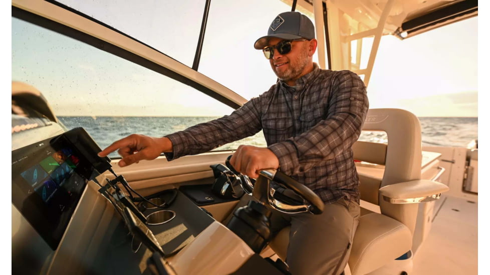 Raymarine AXIOM+ 12 RV Chartplotter, Multifunction 12in Display w/ RealVision 3D and 600W Sonar, E70639