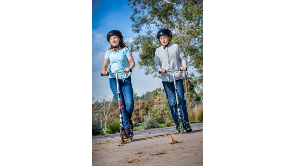 Razor A5 Lighted Lux Scooter - Green, 13013229