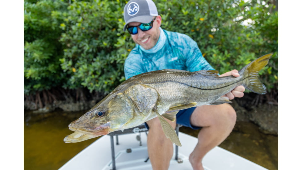 Redfin Polarized Dock Tortoise Sunglasses, Dock Tortoise Frame, Seagrass Polarized Lens, One Size, 1202